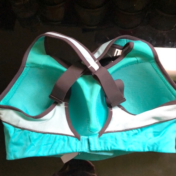 *(Bundle 3) Victoria secret Sports Bra - Picture 3 of 8